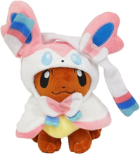 Load image into Gallery viewer, Pokémon - Eevee Cosplay plush 20cm
