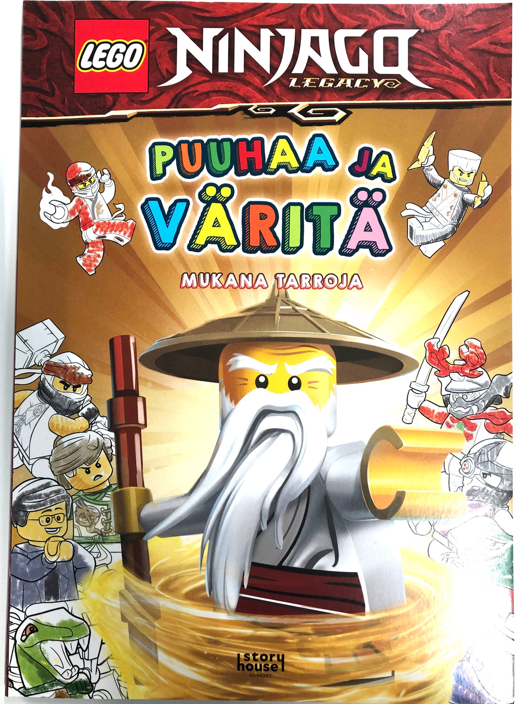 LEGO Ninjago - Puuhaa ja Väritä (mukana tarroja)